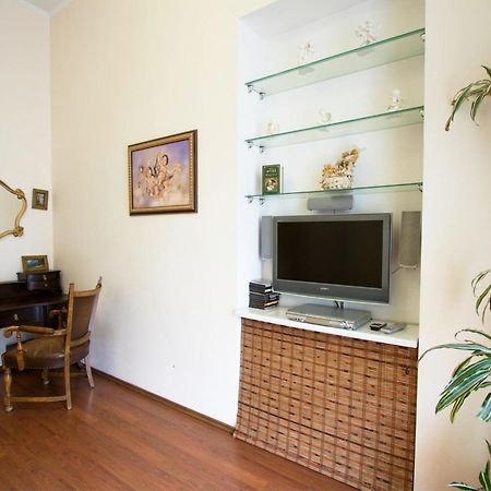 Ekaterina Apartments - Odessa Phòng bức ảnh