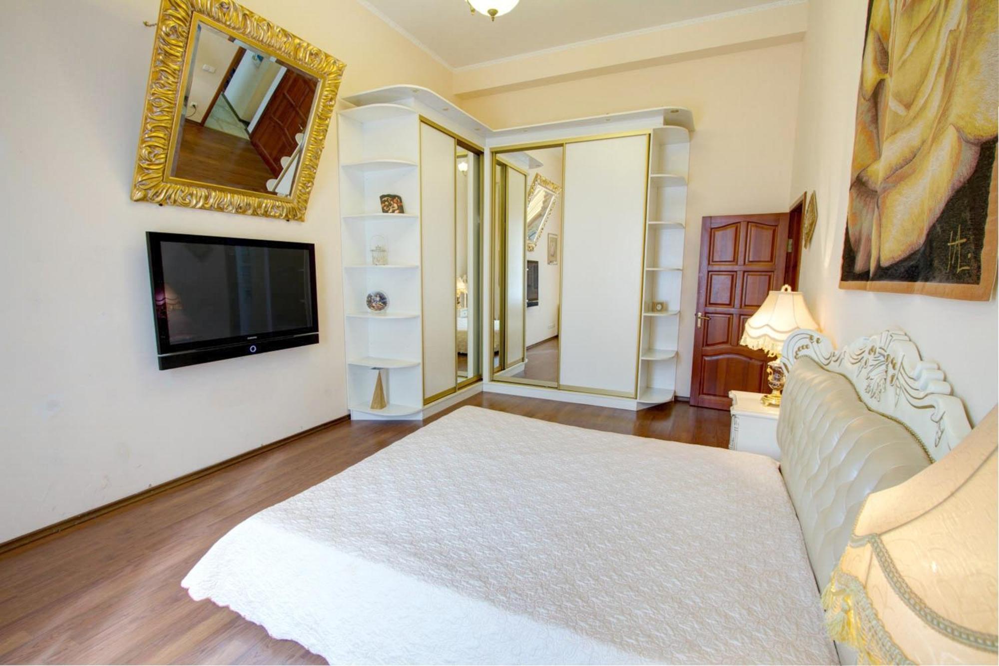 Ekaterina Apartments - Odessa Phòng bức ảnh