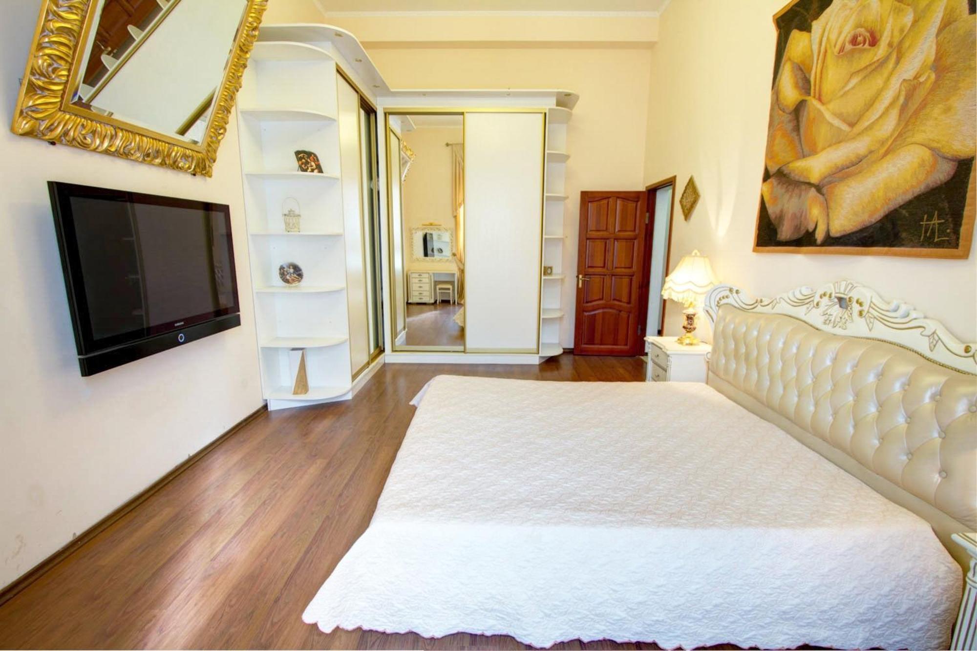 Ekaterina Apartments - Odessa Phòng bức ảnh